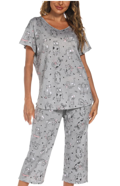 ENJOYNIGHT Womens Pajama Sets Cotton Pj Set Short Sleeve Top With Capri Pants Sleepwear 2 Piece Lounge Set