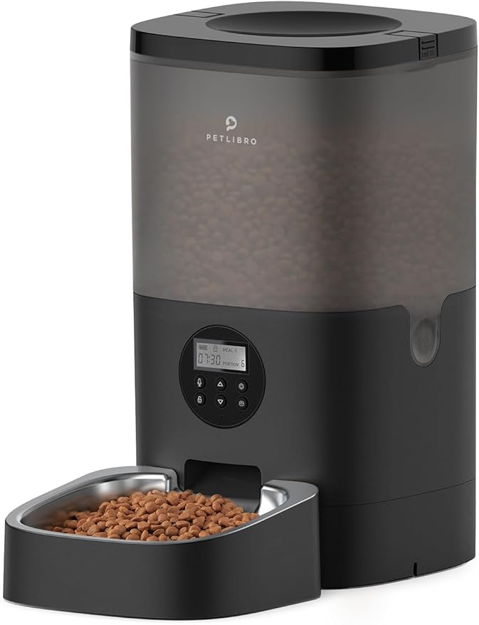 Scheduled Automatic Feeding-Worried that no one takes care of your pet when you are out on business? PETLIBRO 6L automatic dog feeder inbuilt LCD screen allows for quick setup and carry out feeding schedule accordingly to make your dog eat regularly and healthily.
Custom Recording-Stay connected with your pet by recording your 10s voice into the automatic dog food dispenser, thus plays while the food is dispensed, enhancing the bond with your pet by keeping him fed regularly and feel safe & well cared.
No Food Clogging-Through exhaustive research, we have conclud that there are always food blocking at the food outlet so your dog offten suffers from starvation. The dog food dispenser adopts a more reasonable inclination angle to alleviate it and make your dog's eating posture more reasonable.
Freshness in, Dogs out-PETLIBRO dog automatic feeder adopts lock lid on the top, firmly locking the top of the granary, preventing dogs from stealing food and completely isolating the air, preventing food damp and moldy. Plus, we offer extra desiccant bag for freshness. Please search "B08NVBYQHV" for more desiccant bags.
Dual Power Choice-Use the 5V DC adapter while supply the auto dog feeder via 3 alkaline D-cell batteries(not included) installed in case of power outages, ensure that your pet gets food consistently. (Equipped with setting memory to prevent sudden power failure)